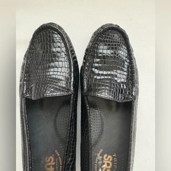 SAS Black Textured Loafers - Picture 8 of 8